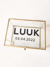 Memory box glas met naam bestellen?